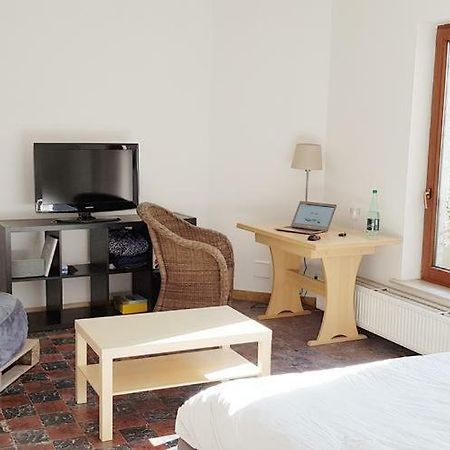 Appart-Hotel Grand Place ตูร์แน ภายนอก รูปภาพ